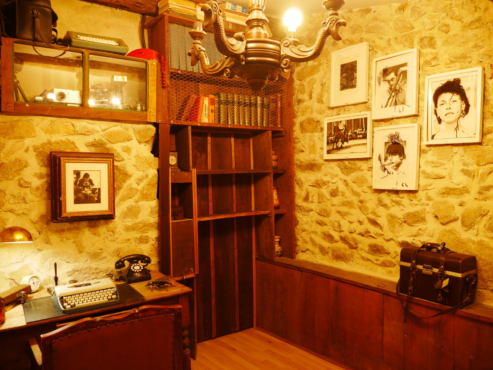 Sala El Caso de La Búsqueda en Casa dos Muros
