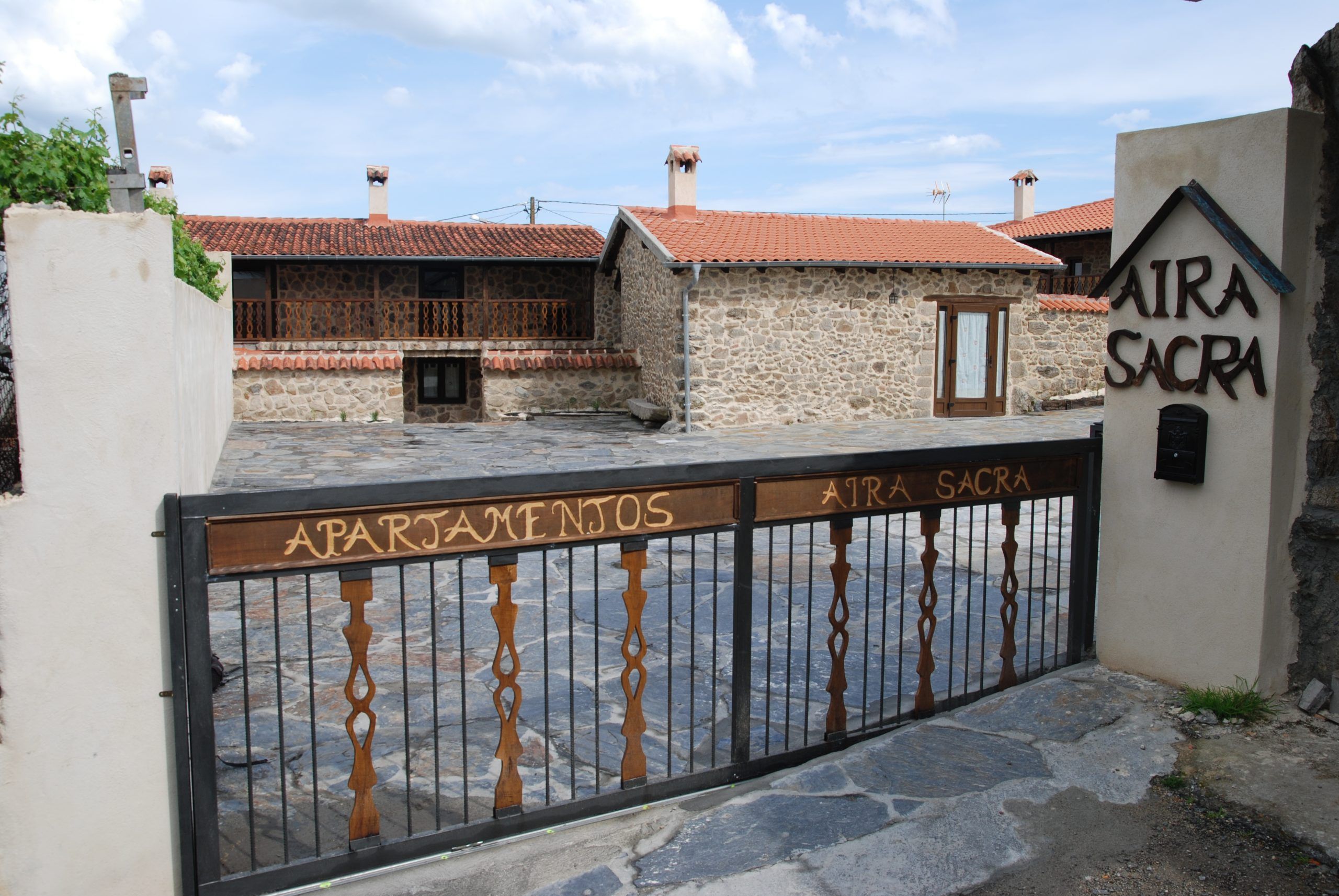 Casa Souto · Aira Sacra
